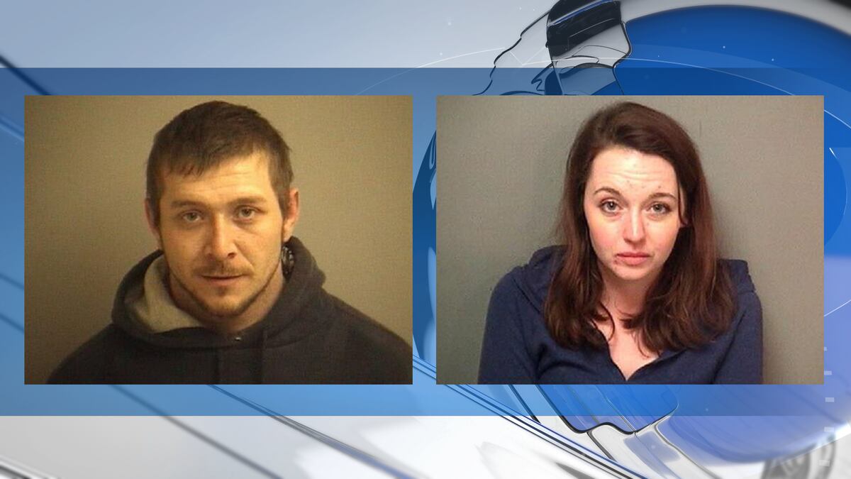 James Steven Armstrong and Carly Michelle Mattingly are wanted on child abduction charges.